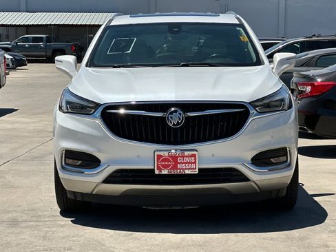 Used 2020 Buick Enclave Premium w/ Sun and Sites Package FWD image 11