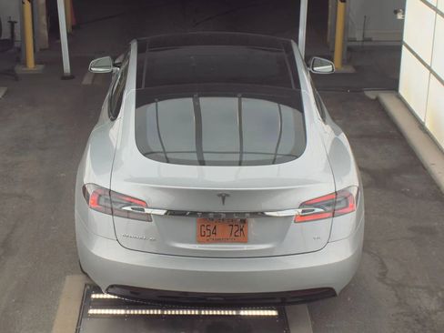 Used 2016 Tesla Model S 75 image 6