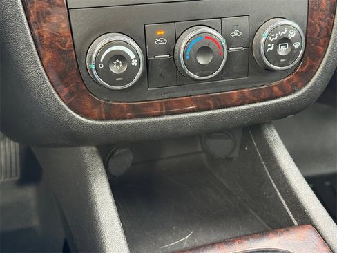 Used 2014 Chevrolet Impala Limited LS image 20