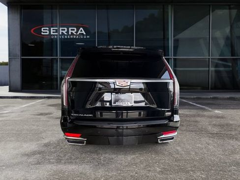 Certified 2024 Cadillac Escalade Premium Luxury w/ Performance Package AWD/4WD image 3