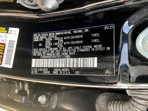 Used 2023 Toyota Highlander XLE image 36