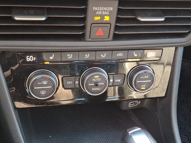 Used 2019 Volkswagen Jetta SEL FWD image 16