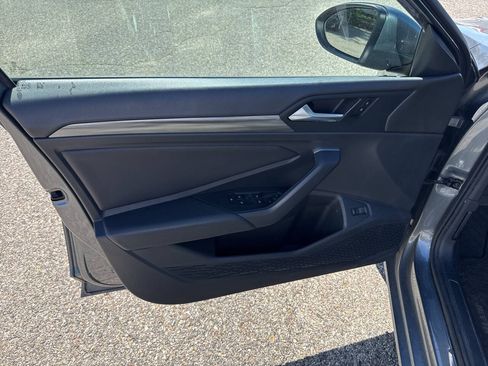 Used 2019 Volkswagen Jetta SEL FWD image 10
