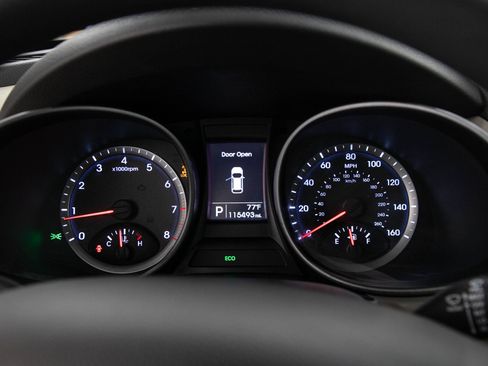 Used 2013 Hyundai Santa Fe Sport AWD/4WD image 25