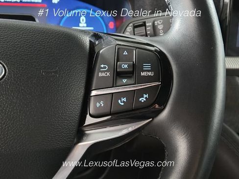 Used 2025 Ford Explorer Platinum w/ LUX Leather Package AWD/4WD image 32