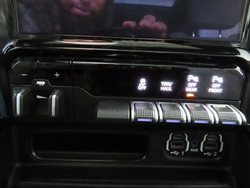 Used 2021 RAM 1500 Big Horn image 22