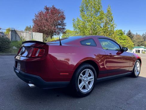 Used 2012 Ford Mustang Coupe RWD image 2