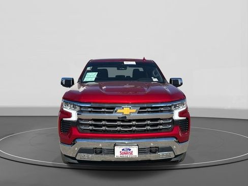Used 2022 Chevrolet Silverado 1500 LTZ image 3