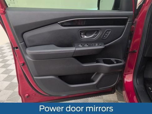 Used 2024 Honda Pilot Touring image 41