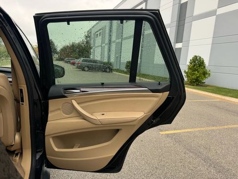 Used 2012 BMW X5 xDrive35d image 19