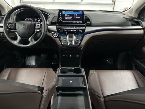 Used 2025 Honda Odyssey Touring image 20