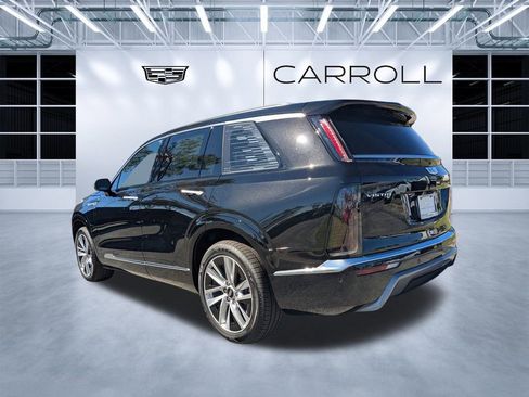 New 2026 Cadillac Vistiq Luxury w/ LPO, Floor Liner Package image 4