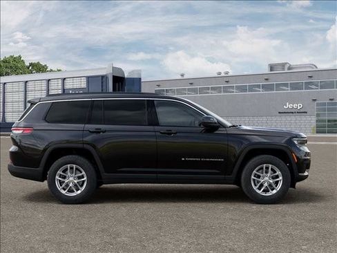 New 2026 Jeep Grand Cherokee L Laredo AWD/4WD image 21