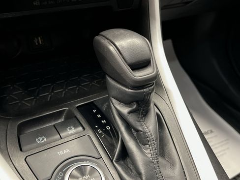 Used 2023 Toyota RAV4 XLE image 16