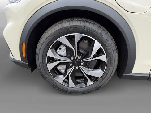 New 2026 Ford Mustang Mach-E Select RWD image 9