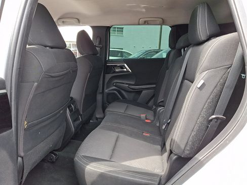 Used 2022 Mitsubishi Outlander ES AWD/4WD image 15