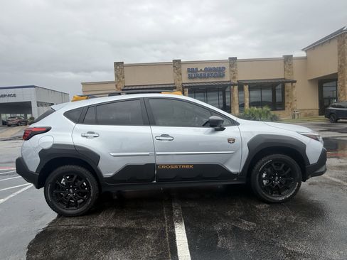 Used 2024 Subaru Crosstrek 2.5i Wilderness image 8