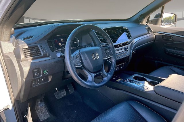 Used 2024 Honda Passport EX-L image 17