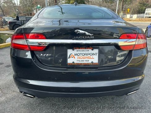 Used 2015 Jaguar XF Premium image 10