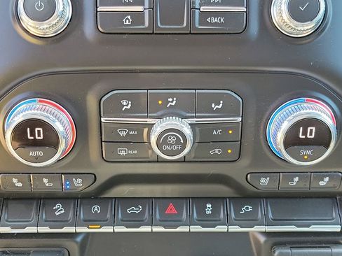 Used 2021 GMC Sierra 1500 AT4 AWD/4WD image 30