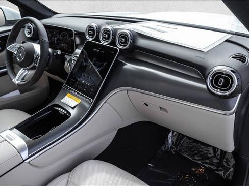 New 2026 Mercedes-Benz GLC 300 4MATIC image 23