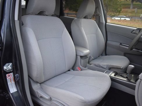 Used 2012 Subaru Forester 2.5X Premium w/ All-Weather Pkg image 13