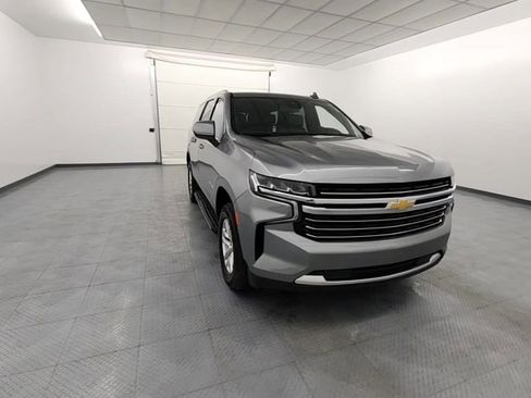 Used 2023 Chevrolet Tahoe LT image 2