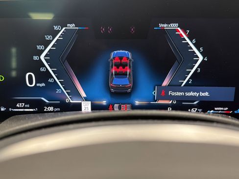 Used 2024 BMW X7 xDrive40i w/ M Sport Package image 18