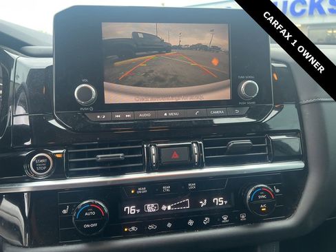 Used 2022 Nissan Pathfinder SV w/ SV Black Package FWD image 16