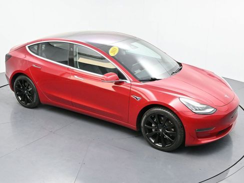 Used 2018 Tesla Model 3 Long Range RWD image 32