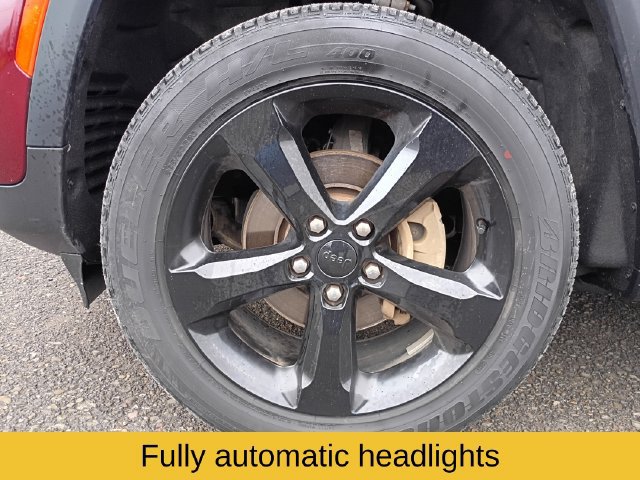 Used 2023 Jeep Grand Cherokee Altitude AWD/4WD image 22