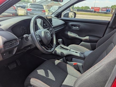 Used 2024 Honda HR-V Sport image 23