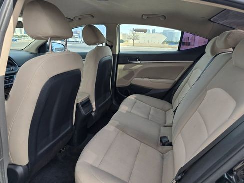 Used 2018 Hyundai Elantra SEL image 11