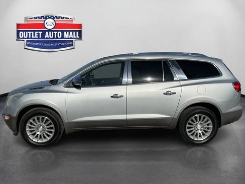 Used 2011 Buick Enclave CXL FWD image 6