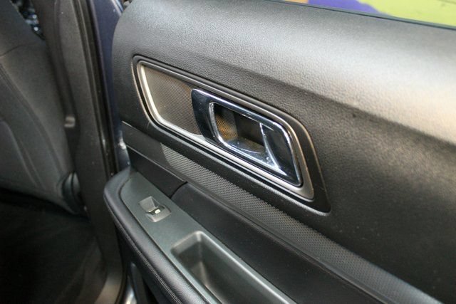 Used 2019 Ford Explorer XLT w/ Safe & Smart Package AWD/4WD image 13