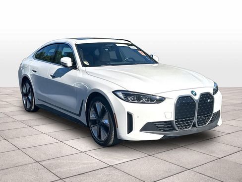 Used 2024 BMW i4 eDrive40 w/ Premium Package RWD image 3