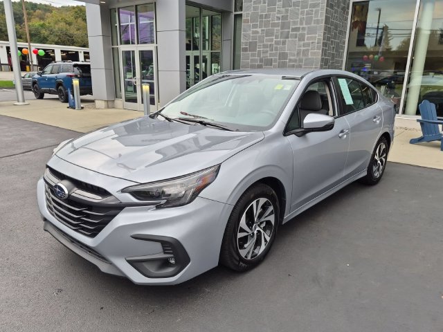 Used 2025 Subaru Legacy Premium AWD/4WD image 8
