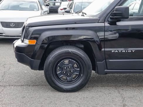 Used 2016 Jeep Patriot Sport w/ Power Value Group image 9