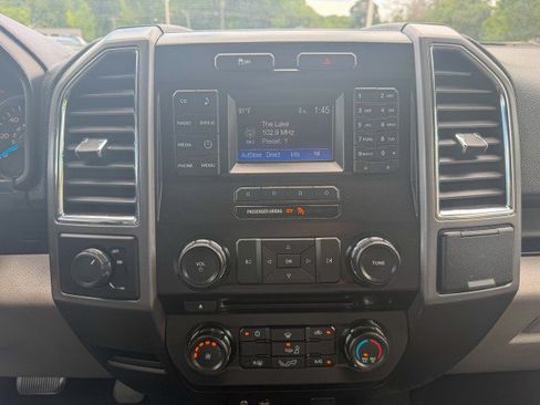 Used 2015 Ford F150 XLT w/ Equipment Group 301A Mid RWD image 11