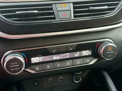 New 2025 Nissan Altima 2.5 SR image 15