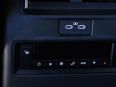 Used 2025 MAZDA CX-90 3.3 Turbo S w/ Premium Package image 12