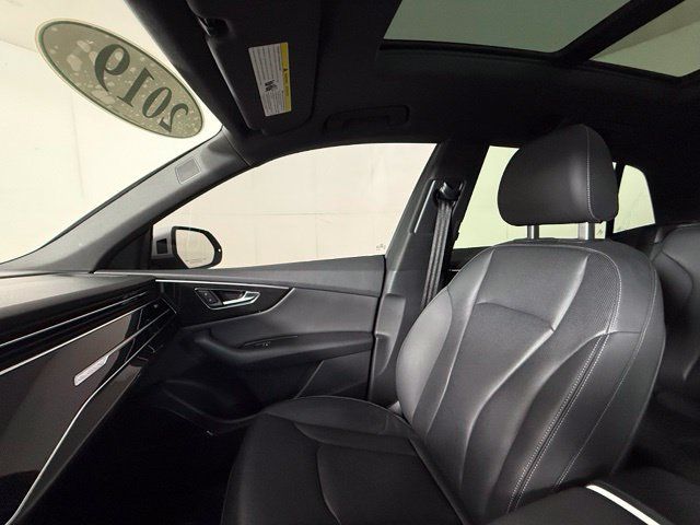 Used 2019 Audi Q8 Premium Plus w/ Premium Plus AWD/4WD image 18