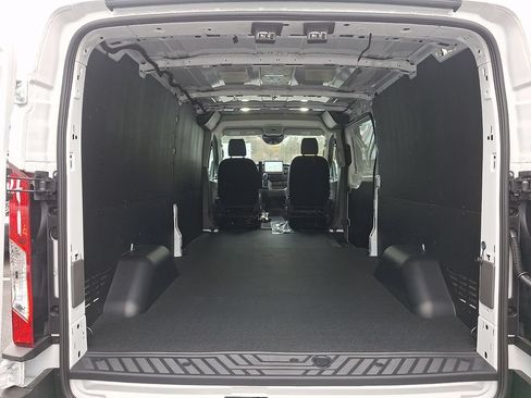 New 2026 Ford Transit 250 Low Roof w/ Load Area Protection Package RWD image 5
