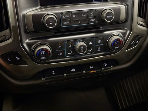 Used 2019 Chevrolet Silverado 1500 LT w/ All Star Edition AWD/4WD image 18