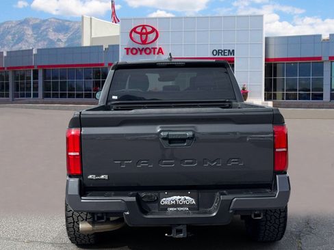 Used 2024 Toyota Tacoma SR5 AWD/4WD image 4