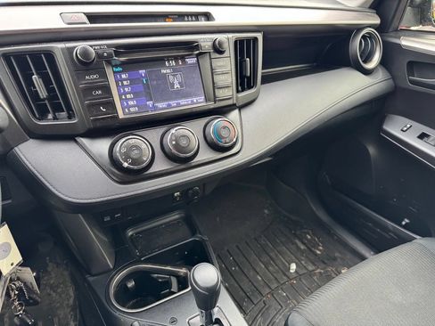 Used 2017 Toyota RAV4 LE w/ Carpet Mat Package AWD/4WD image 10