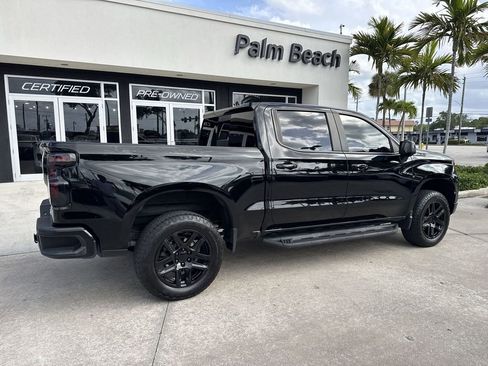 Used 2022 Chevrolet Silverado 1500 LT Trail Boss w/ Convenience Package II image 4