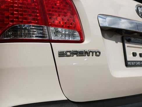 Used 2012 Kia Sorento LX w/ Convenience Pkg image 37