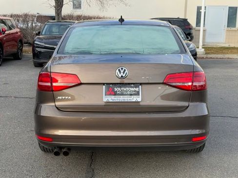 Used 2015 Volkswagen Jetta S image 7