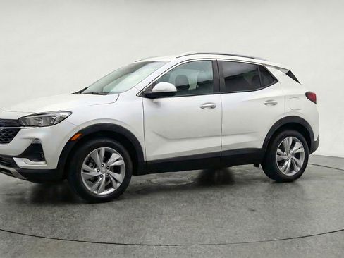 Used 2025 Buick Encore GX Preferred AWD/4WD image 3